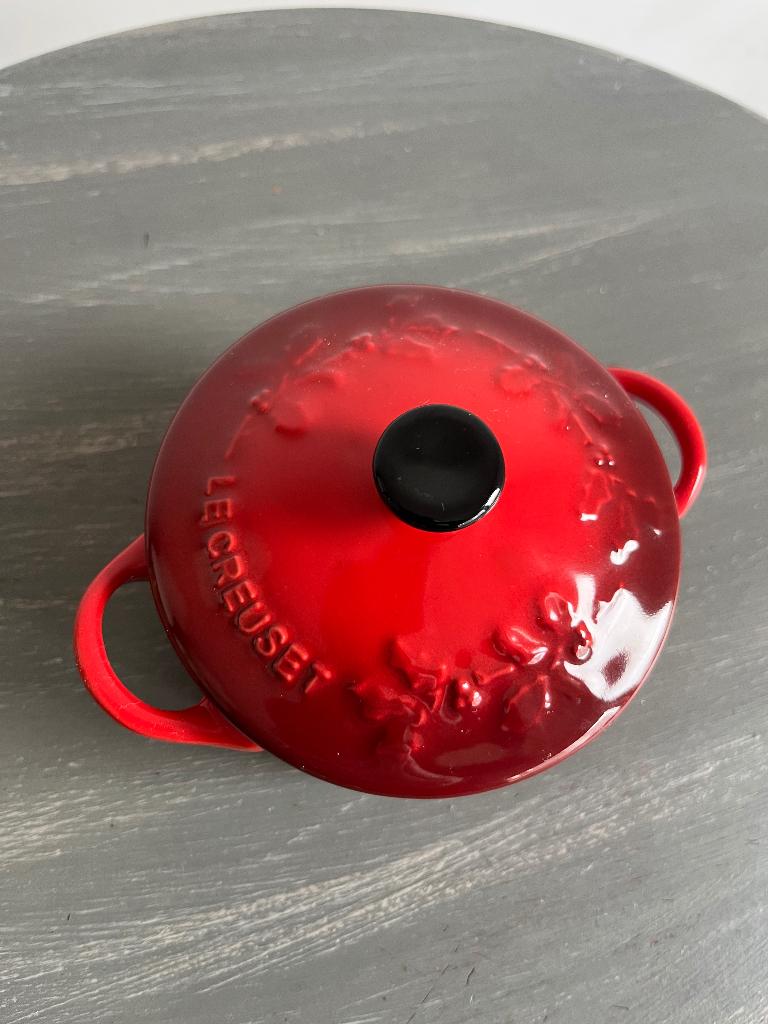 le creuset mini pan rood kerst, Huis en Inrichting, Keuken | Potten en Pannen, Verzenden, Nieuw, Overige materialen, Overige typen