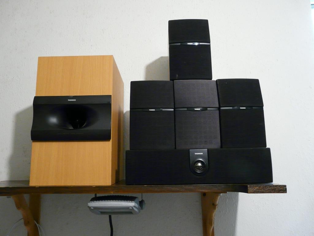 thomson speakers, Audio, Tv en Foto, Luidsprekers, Overige merken, Ophalen of Verzenden, Zo goed als nieuw, 60 tot 120 watt