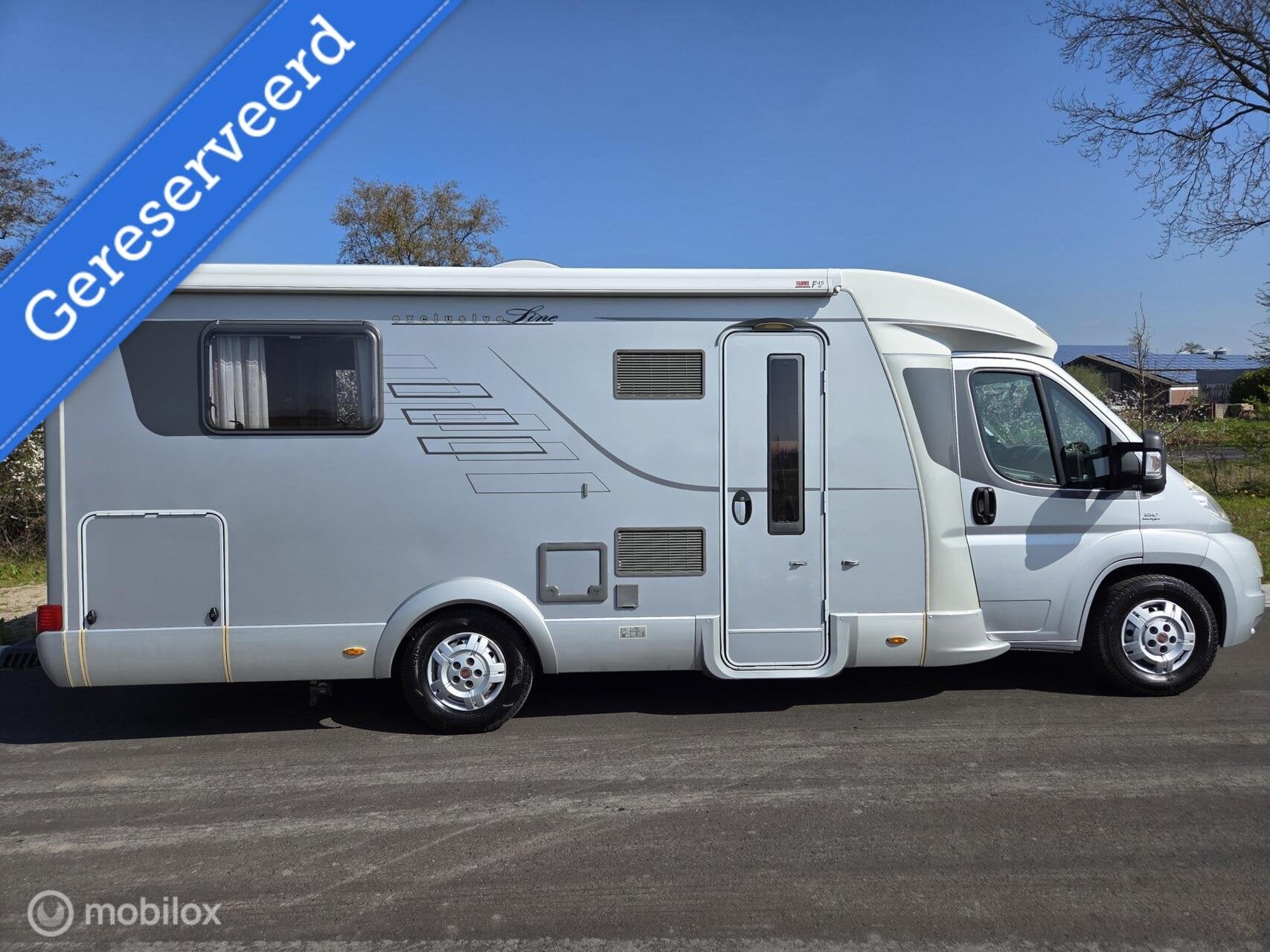 Hymer T 698CL 2.3 131PK ☆Queensbed, Xxl-koelkast, Solar☆, Caravans en Kamperen, Campers, 7 tot 8 meter, Bedrijf, Hymer, Half-integraal