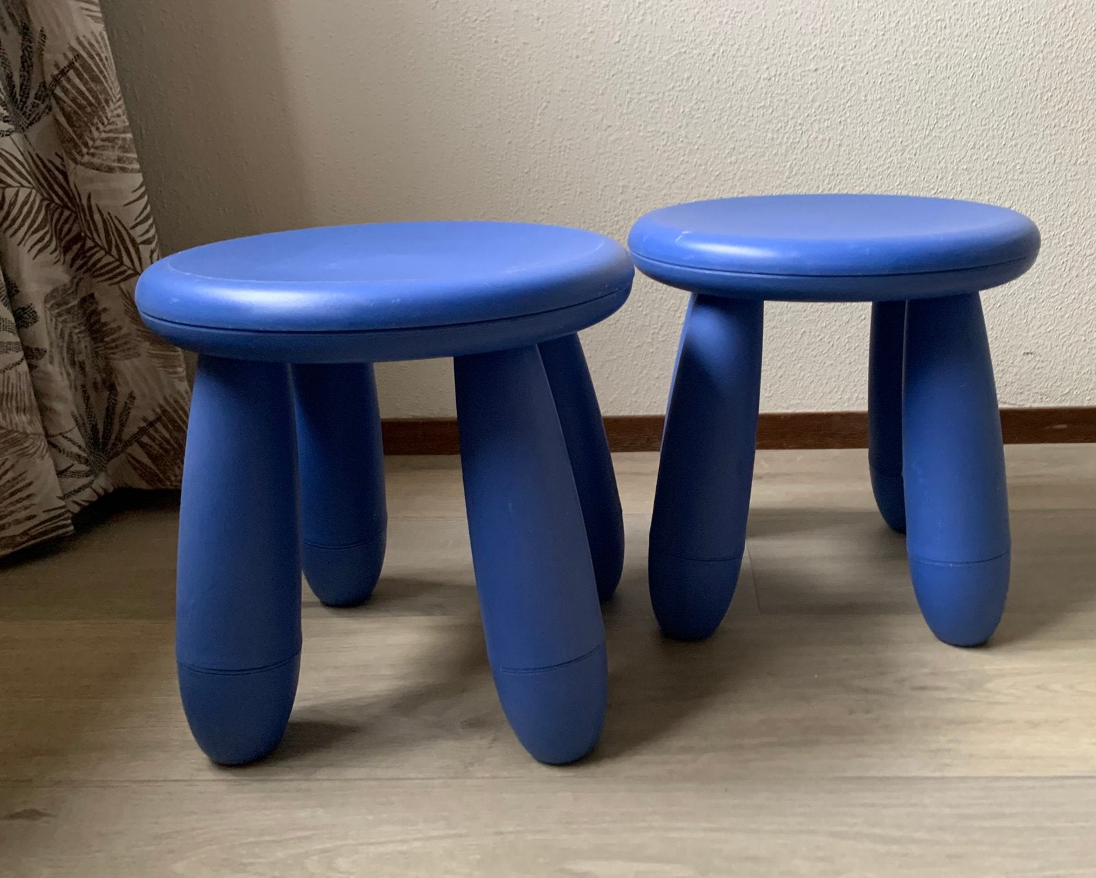 2x IKEA mammut krukjes/tafeltjes, Ophalen, Zo goed als nieuw