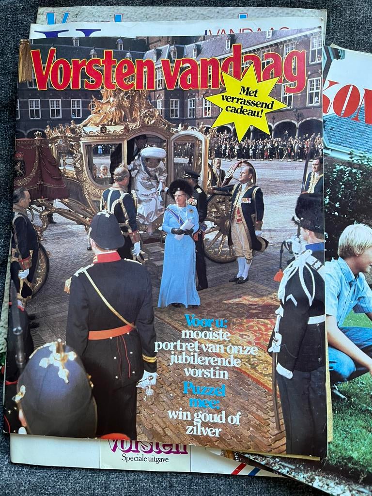 27 jaargangen Vorsten + Ons Koningshuis, Verzamelen, Ophalen, Nederland, Tijdschrift of Boek