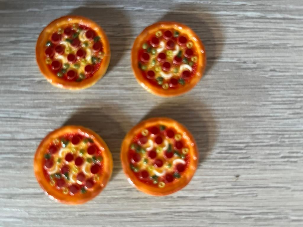 Mini pizza voor bij poppenhuis incl verzendkosten, Ophalen of Verzenden, Nieuw, Poppenhuis