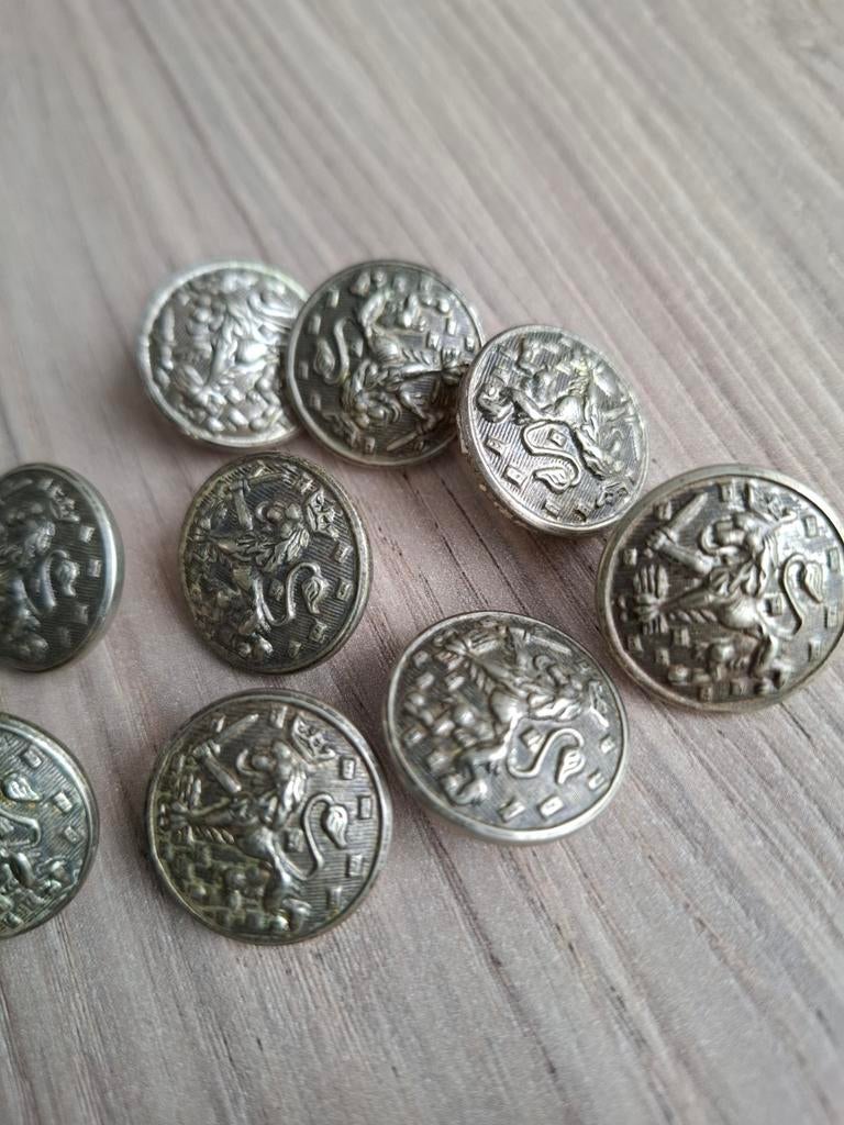 9 knopen, Ophalen of Verzenden, Landmacht, Nederland, Kleding of Schoenen