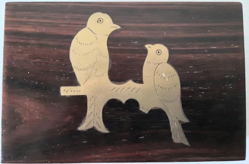 Mahonie kistje/lepel doosje met 2 ingelegen vogeltjes, Overige materialen, Minder dan 50 cm, Gebruikt, 200 cm of meer