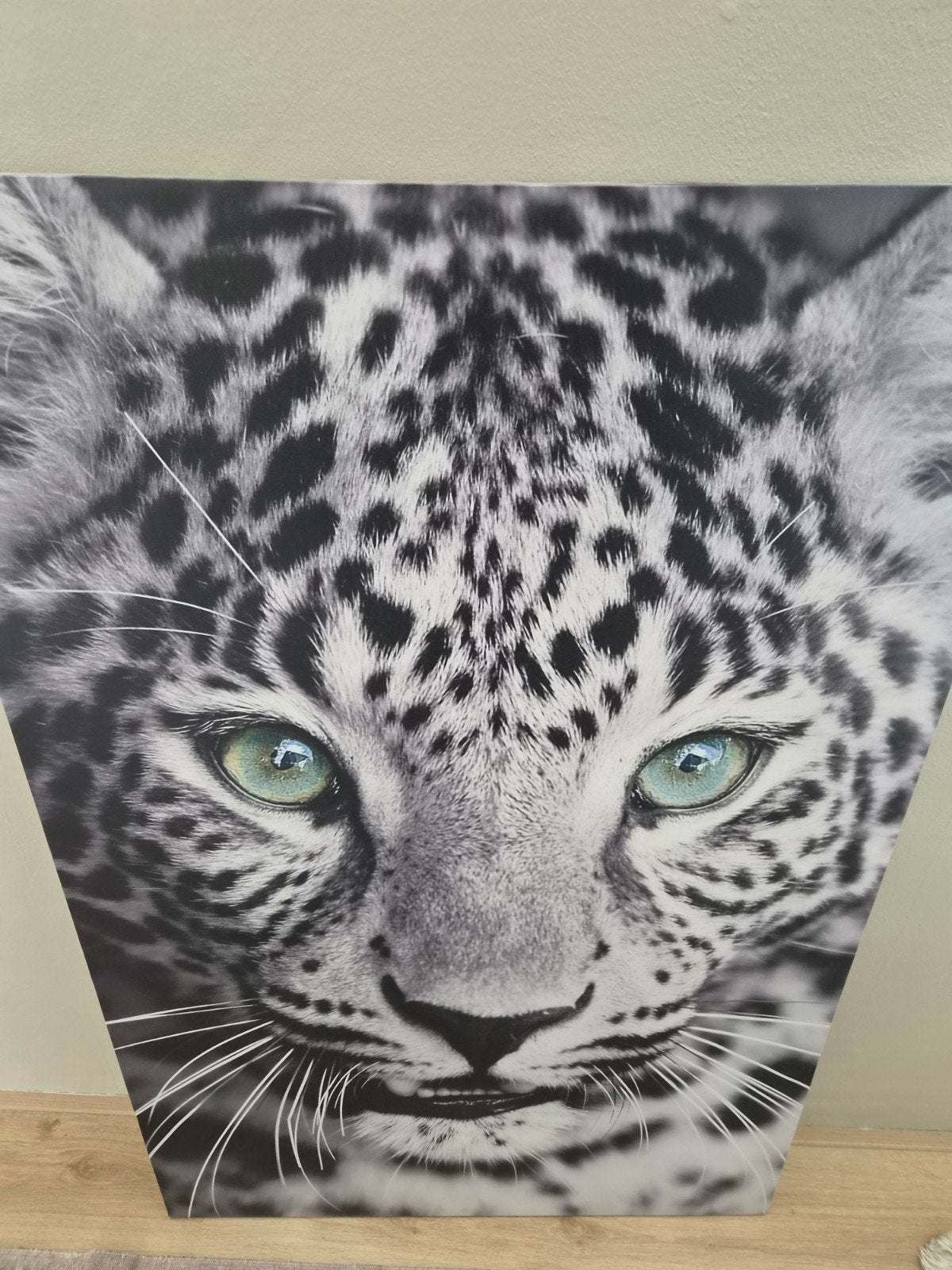 Canvas schilderij luipaard met groene ogen, 50 – 75, Ophalen of Verzenden, Zo goed als nieuw, Schilderij
