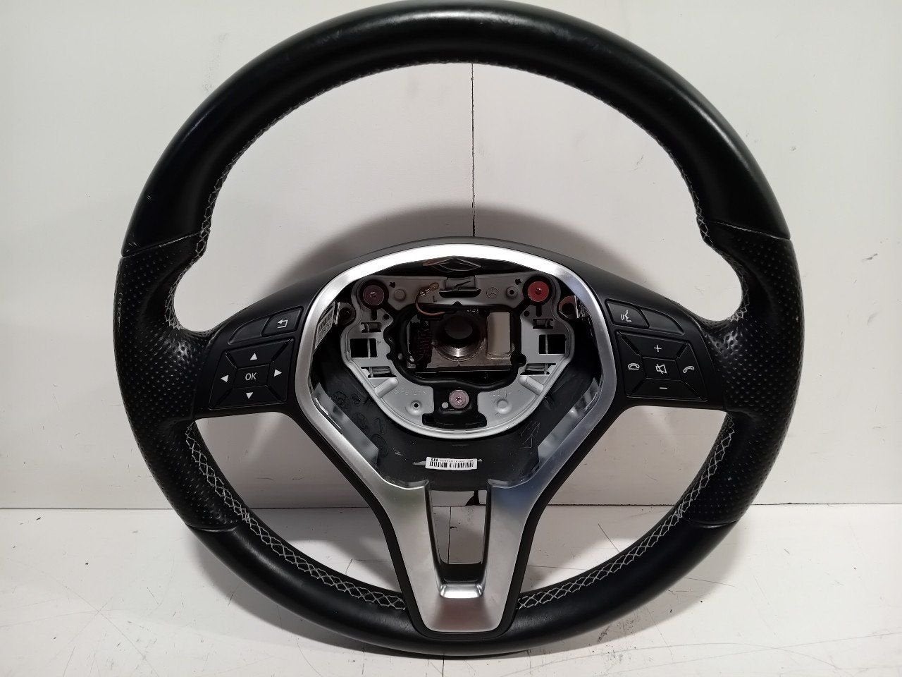 Stuur Mercedes-Benz GLA, Onderdelen@venauto.nl, Van der Ven Autorecycling B.V., Gebruikt, Ettenseweg 76, 4706 PB Roosendaal, The Netherlands