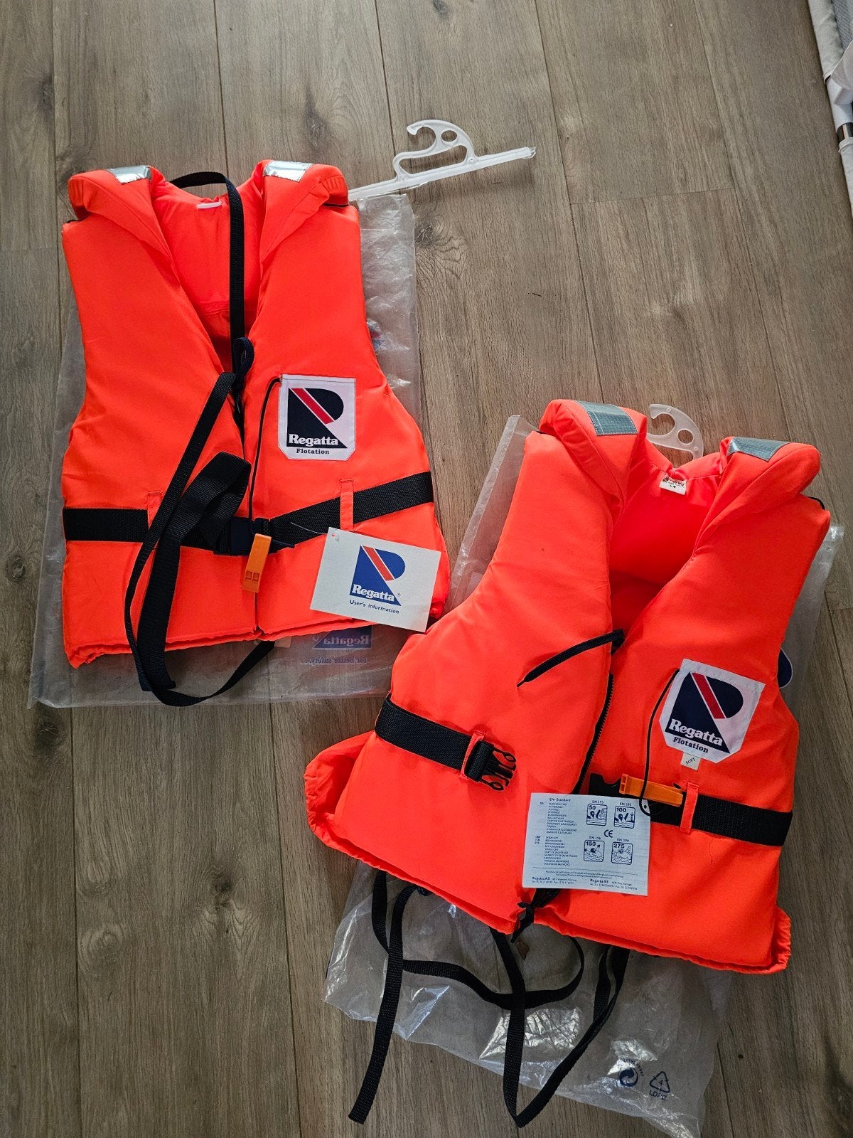 Titel: 2x Regatta Flotation Reddingsvest 70-90 kg nieuw!!, Nieuw, Ophalen of Verzenden, Regatta, Dame of Heer