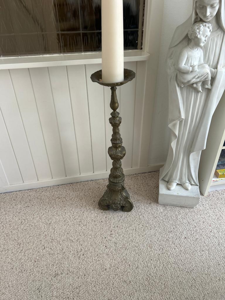 Antieke bronzen kandelaar, 70 cm hoog, uit kerk, Antiek en Kunst, Ophalen, Koper of Brons
