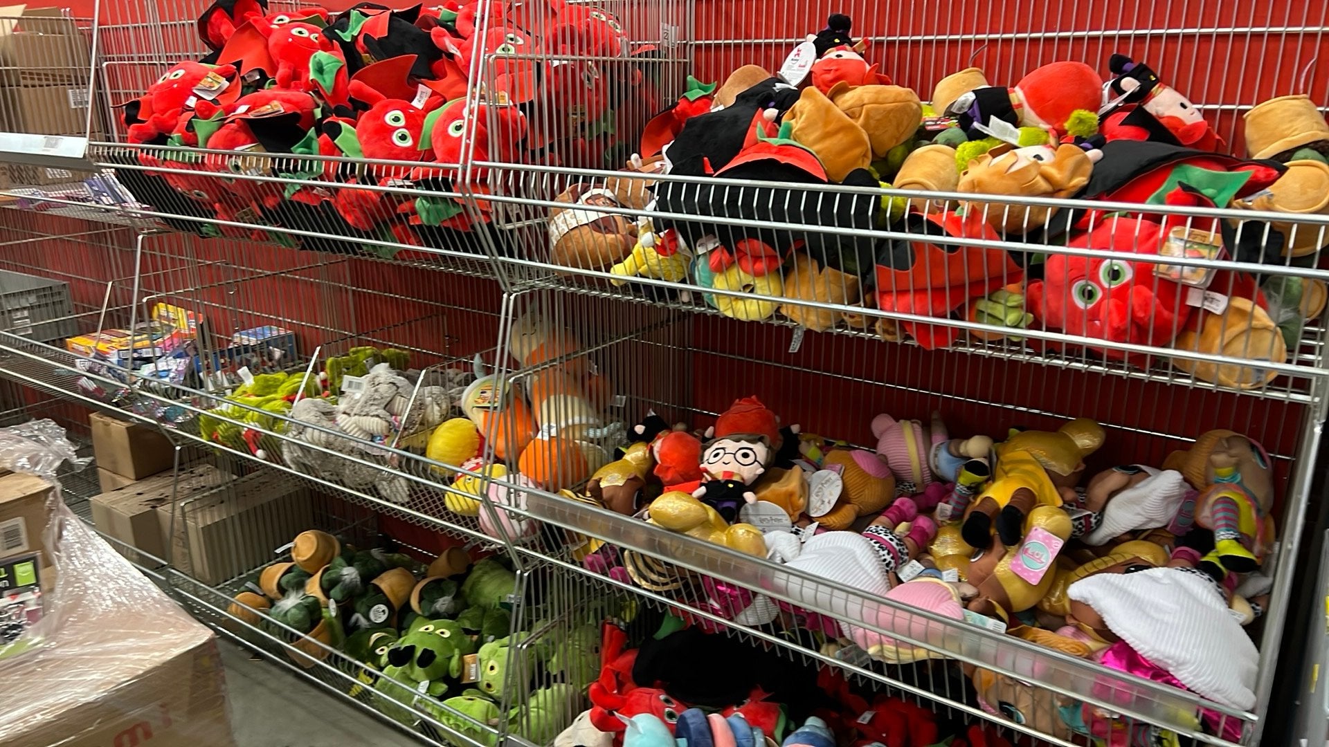 Partij pluche / knuffels nieuw 250 stuks 500 euro op=op, G, Overige typen, Nieuw, V