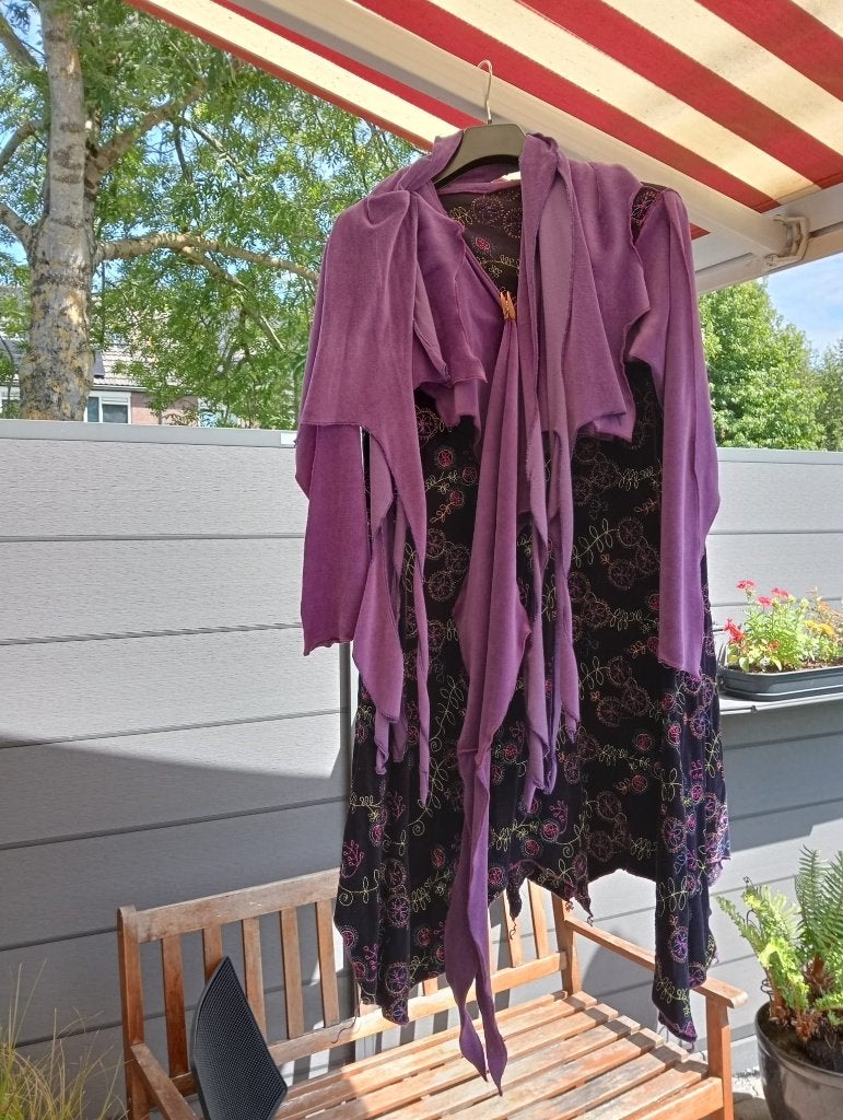 TE KOOP; PAARSE JURK VOOR BV    CASTLE FEST, Ophalen, Paars, Knielengte, Onbekend