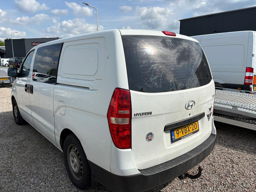 Hyundai H 300 2.5 CRDi Dubbele Cabine Motor Defect, Auto's, Bestelauto's, 13 km/l, Gebruikt, Zwart, Electronic Stability Program (ESP)