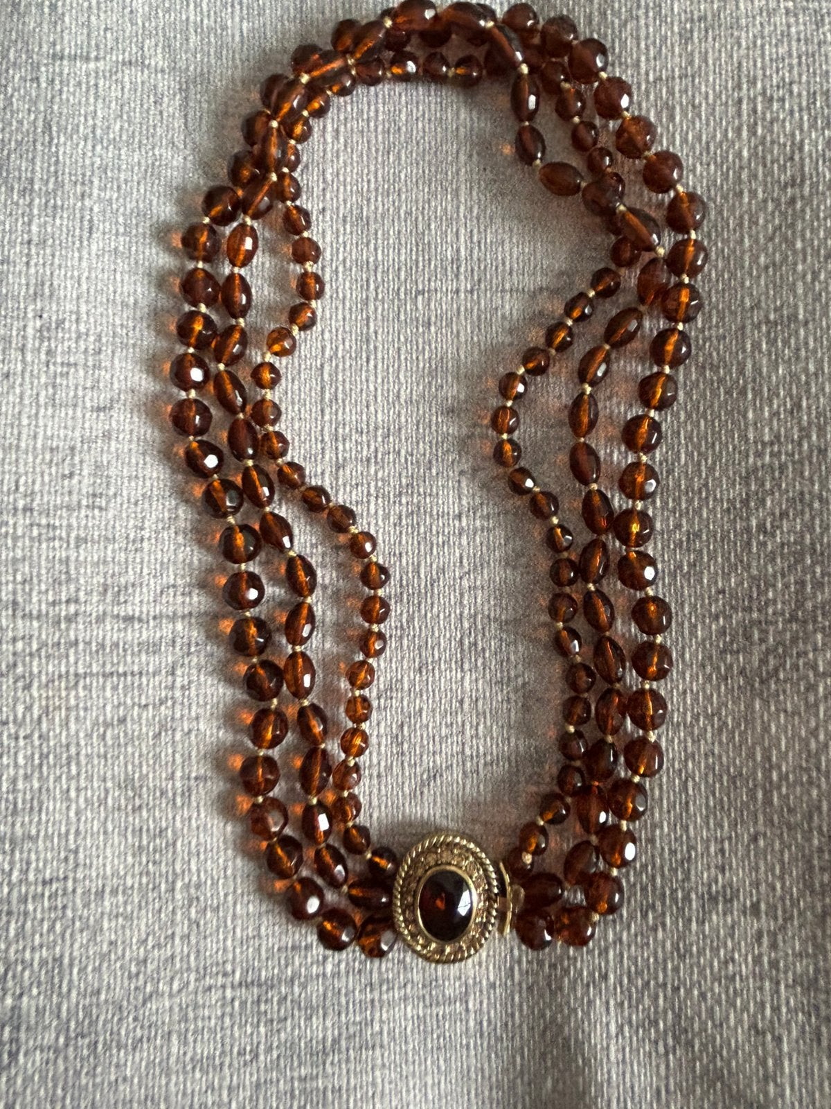 Vintage Monet ketting met sierlijke sluiting, Ophalen of Verzenden, Zo goed als nieuw, Bruin, Overige materialen