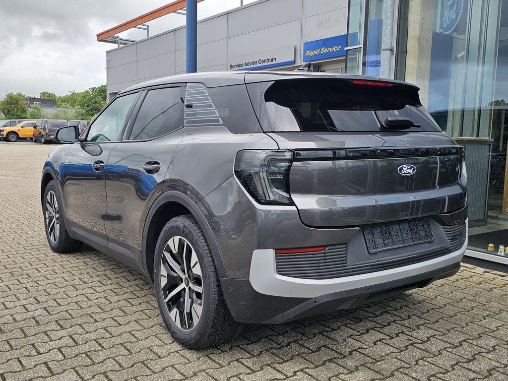 Ford Explorer Extended Range RWD 77 kWh 286pk | Warmtepomp |, Achterwielaandrijving, Gebruikt, Zwart, Zilver of Grijs