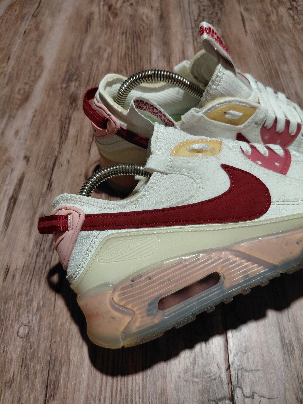 Nike Air Max 90 Terrascape 'Pomegranate' Size 37,5, Wit, Nike, Ophalen of Verzenden, Sneakers of Gympen