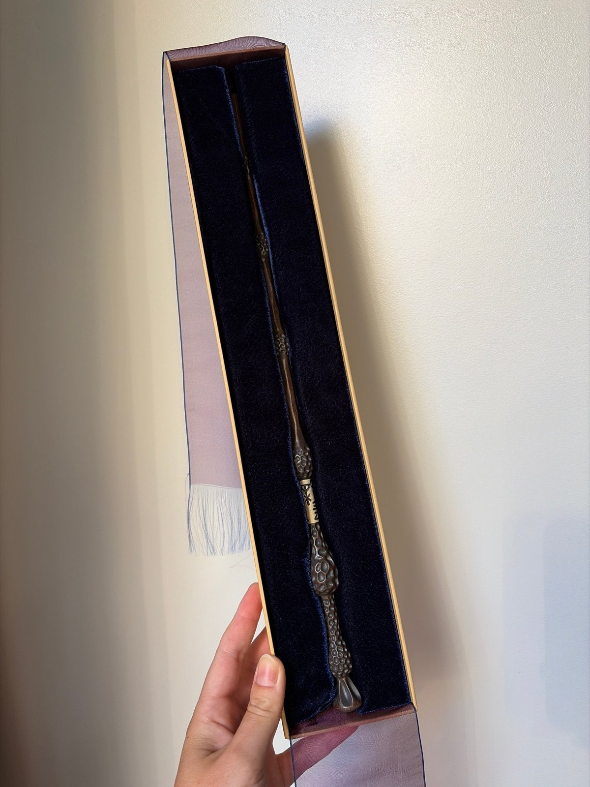 Harry Potter Albus Dumbledore toverstaf met doos, Verzamelen, Harry Potter, Ophalen of Verzenden, Nieuw, Replica