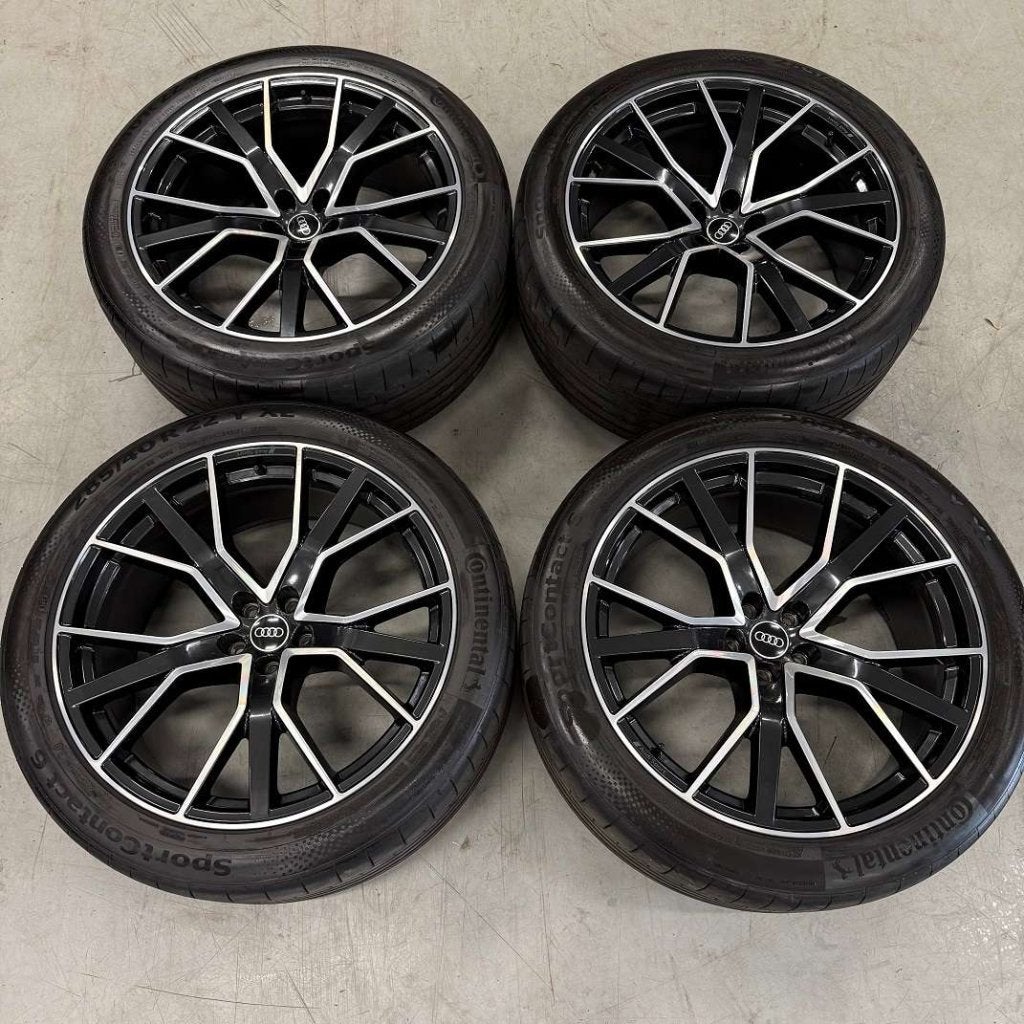 Org. 22" Audi Q8 Velgen 5x112 ET21 10x22 + Zomerbanden