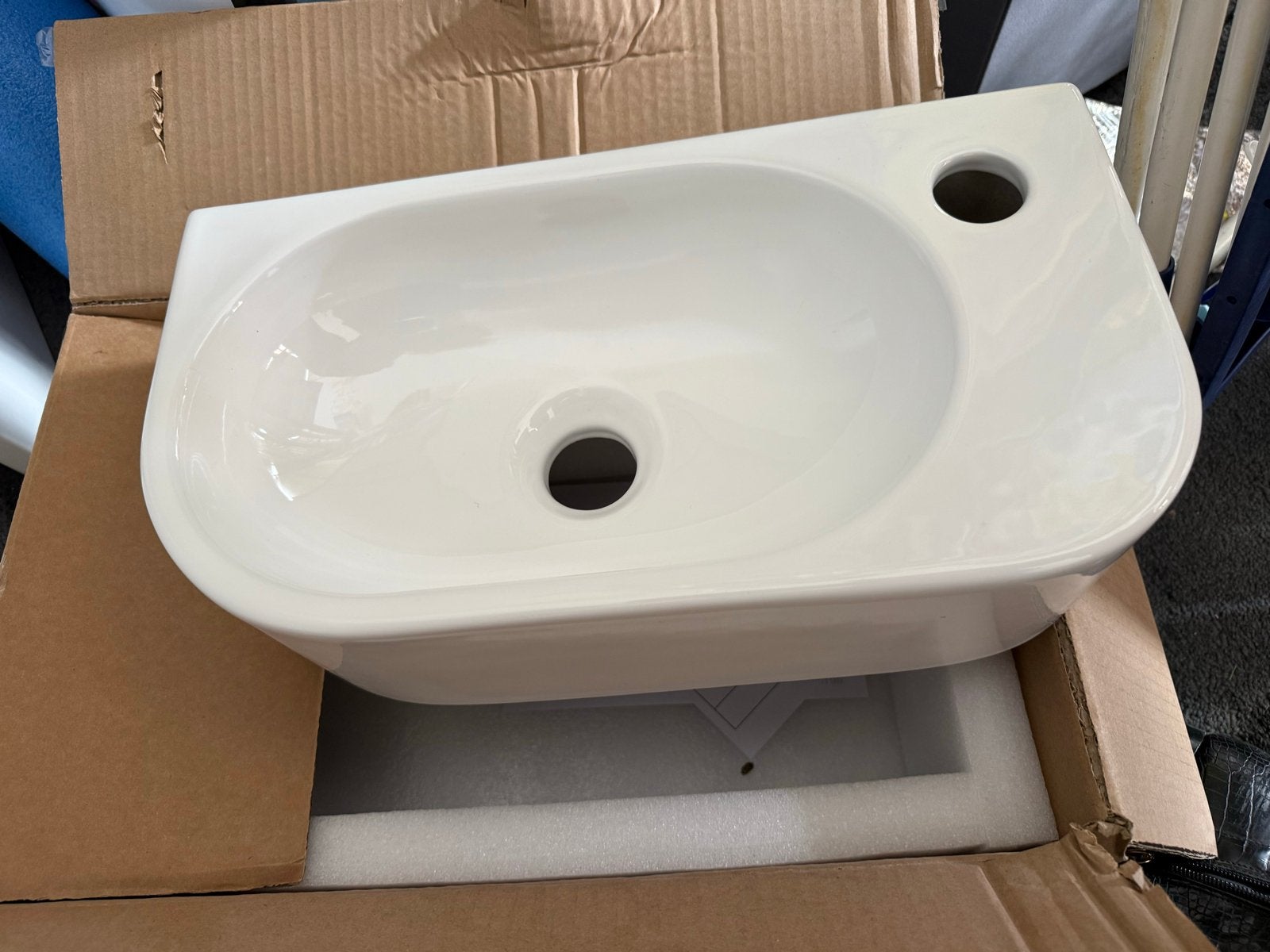 WC fonteintje Luca Varess Rondo met gouden accessoires, Ophalen, Nieuw, Koper, Wastafel