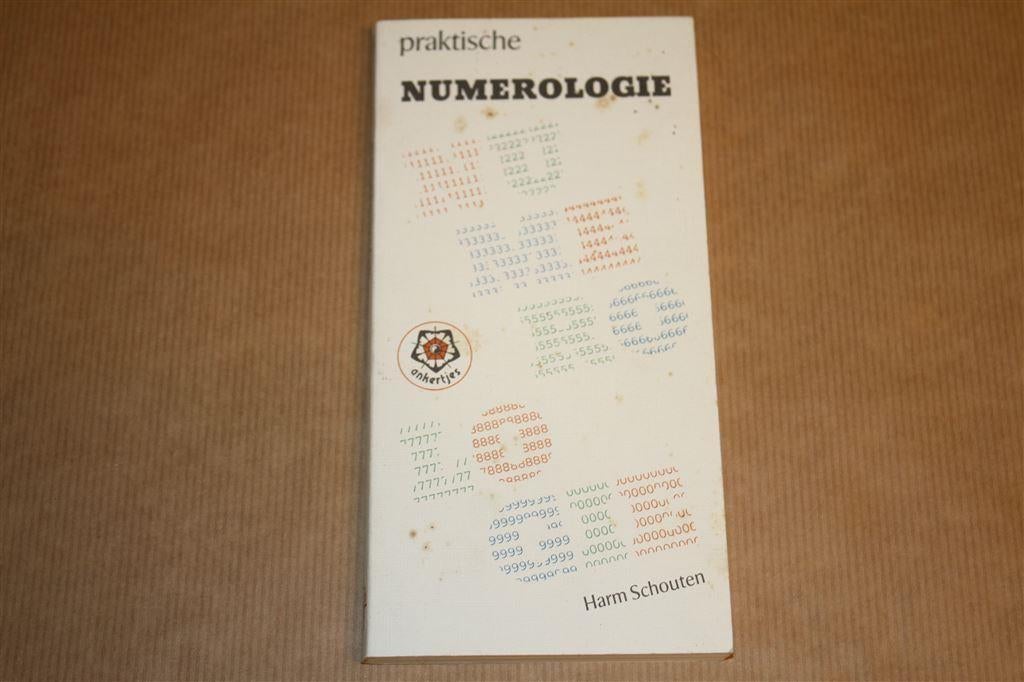 Praktische Numerologie - Uitg. Ankh-Hermes, Boeken, Ophalen of Verzenden, Gelezen, Overige onderwerpen, Achtergrond en Informatie