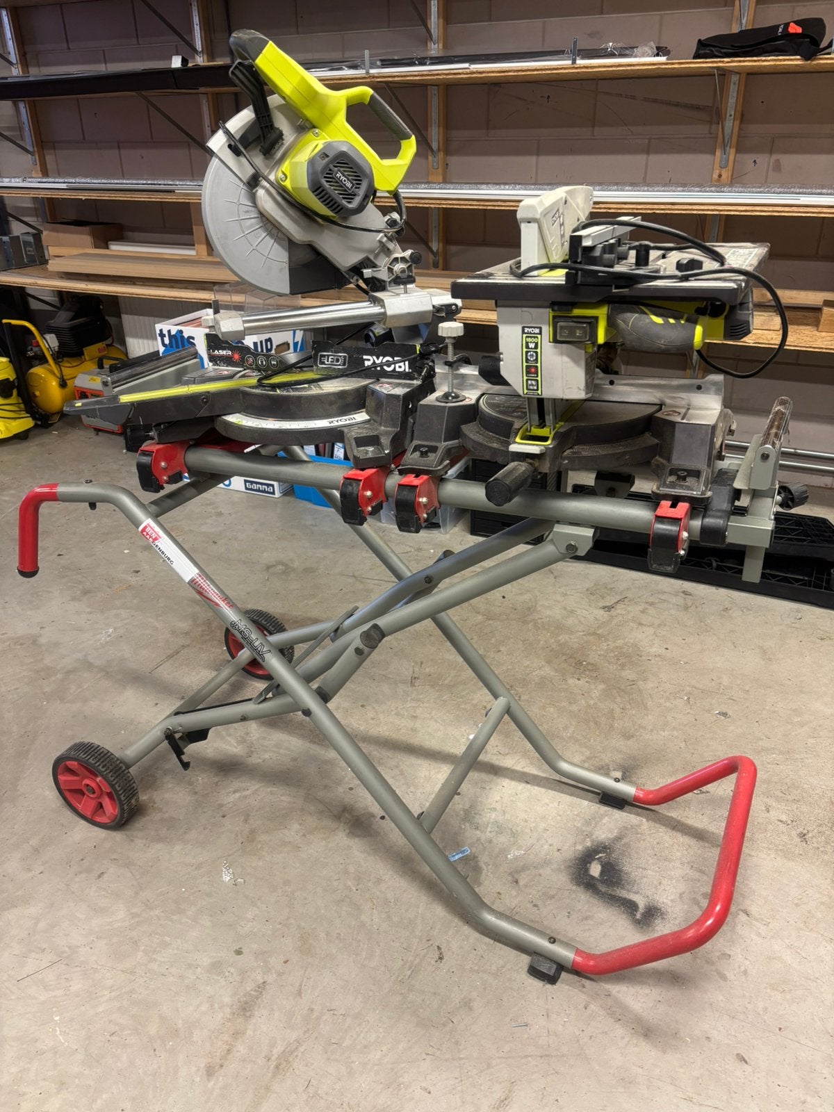 Ryobi zaagmachines op Milwaukee onderstel met wielen, Doe-het-zelf en Verbouw, Ophalen, Zo goed als nieuw, Afkortzaag, 30 tot 70 mm