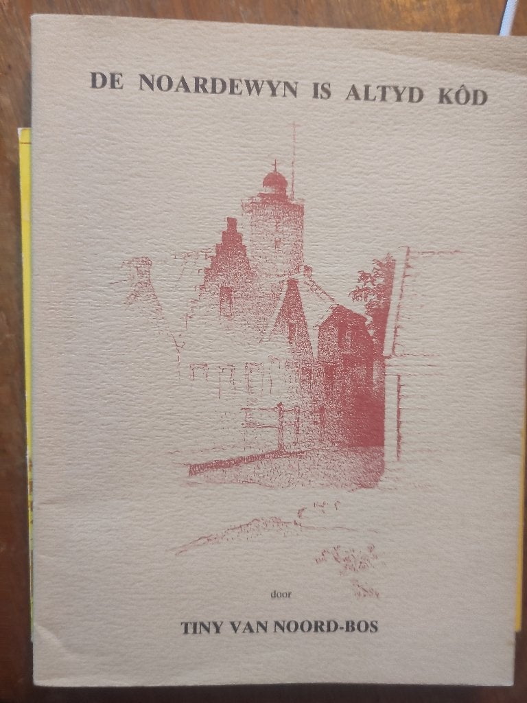 De Noordewyn is altyd kod- Tiny van Noord-Bos, Ophalen of Verzenden, Gelezen, Friesland