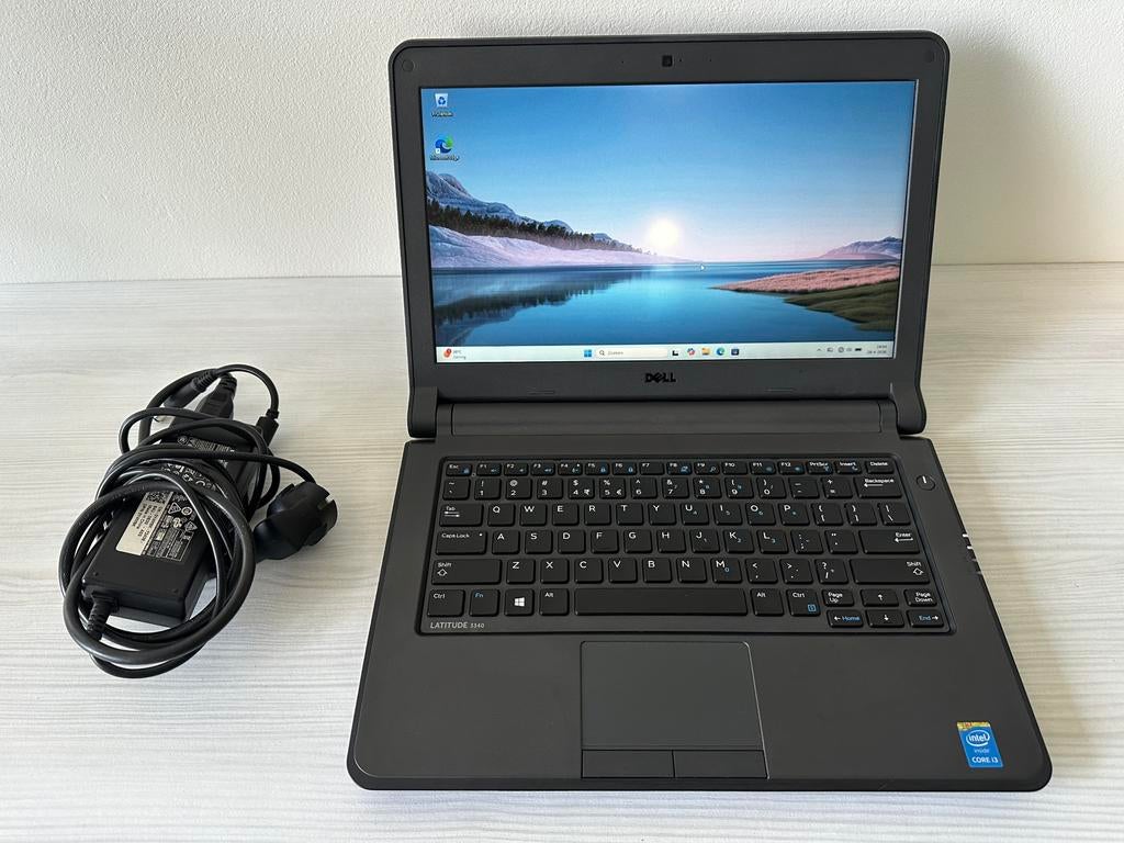 Dell Latitude 13 3340/Intel Core i3/8GB ram/Windows11/, Computers en Software, Windows Laptops, 2 tot 3 Ghz, Qwerty, 8 GB, 13 inch