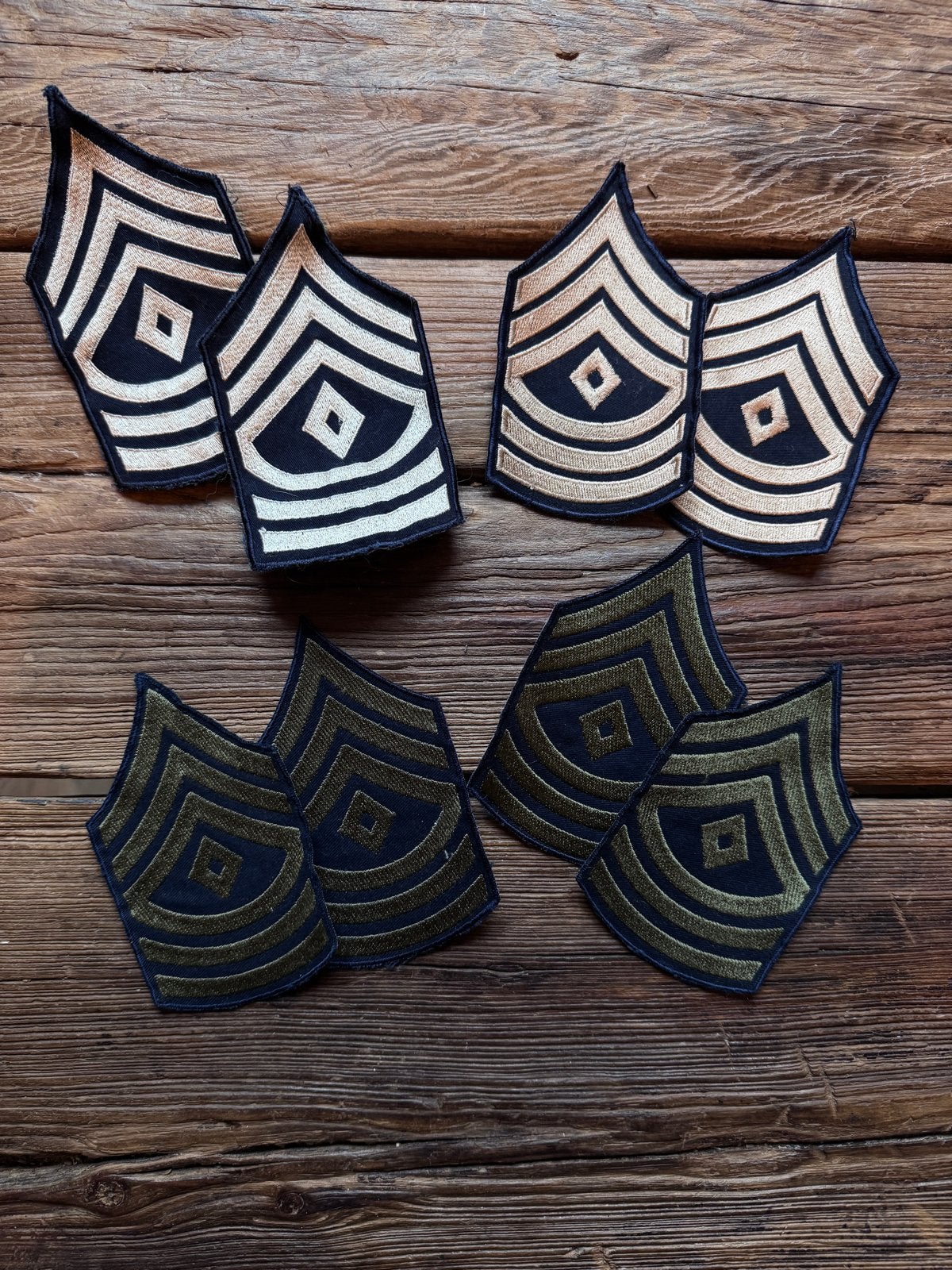 US Army Rank insigna WWII - First Sergeant - Repro 4x, Verzamelen, Ophalen of Verzenden, Overige soorten, Overige gebieden, Embleem of Badge