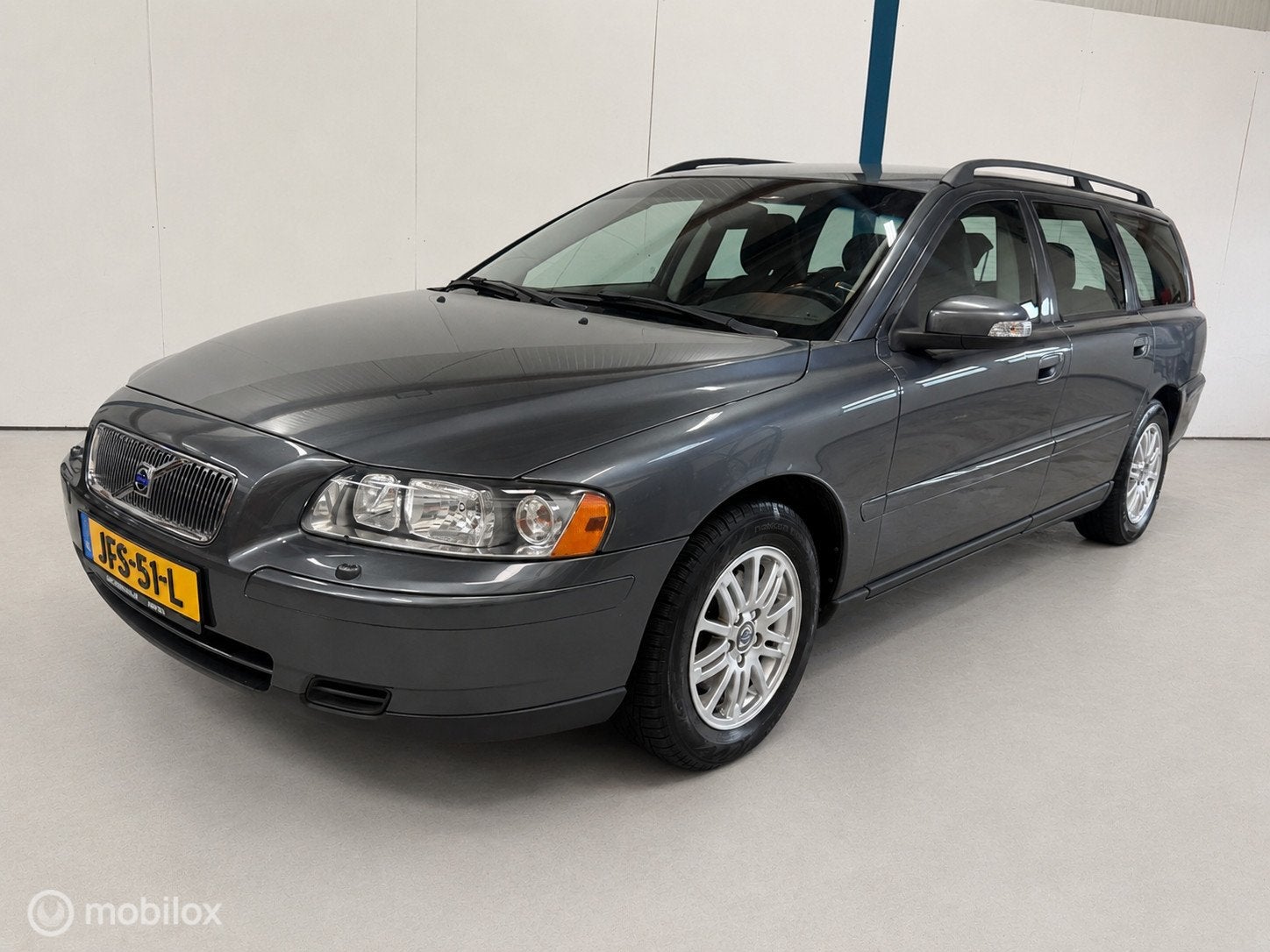 Volvo V70 2.4 Kinetic 170PK / YOUNGTIMER, Auto's, Voorwielaandrijving, Gebruikt, 1470 kg, 170 pk