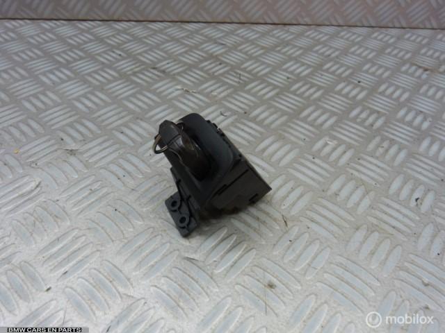 Contactslot BMW 1-serie E87 E81 E82 E83 div aanwezig, Gebruikt, Ophalen of Verzenden, BMW, BMW