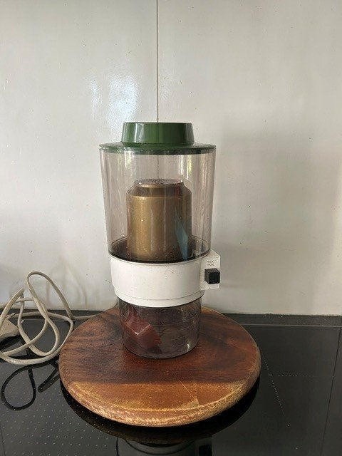 Vintage elektrische wandkoffiemolen DE, Ophalen of Verzenden, Nieuw