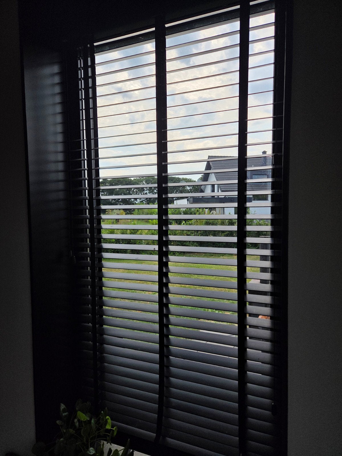 Nieuwe zwarte jaloezieën (maten op foto's), Ophalen, Nieuw, Jaloezie, Hout