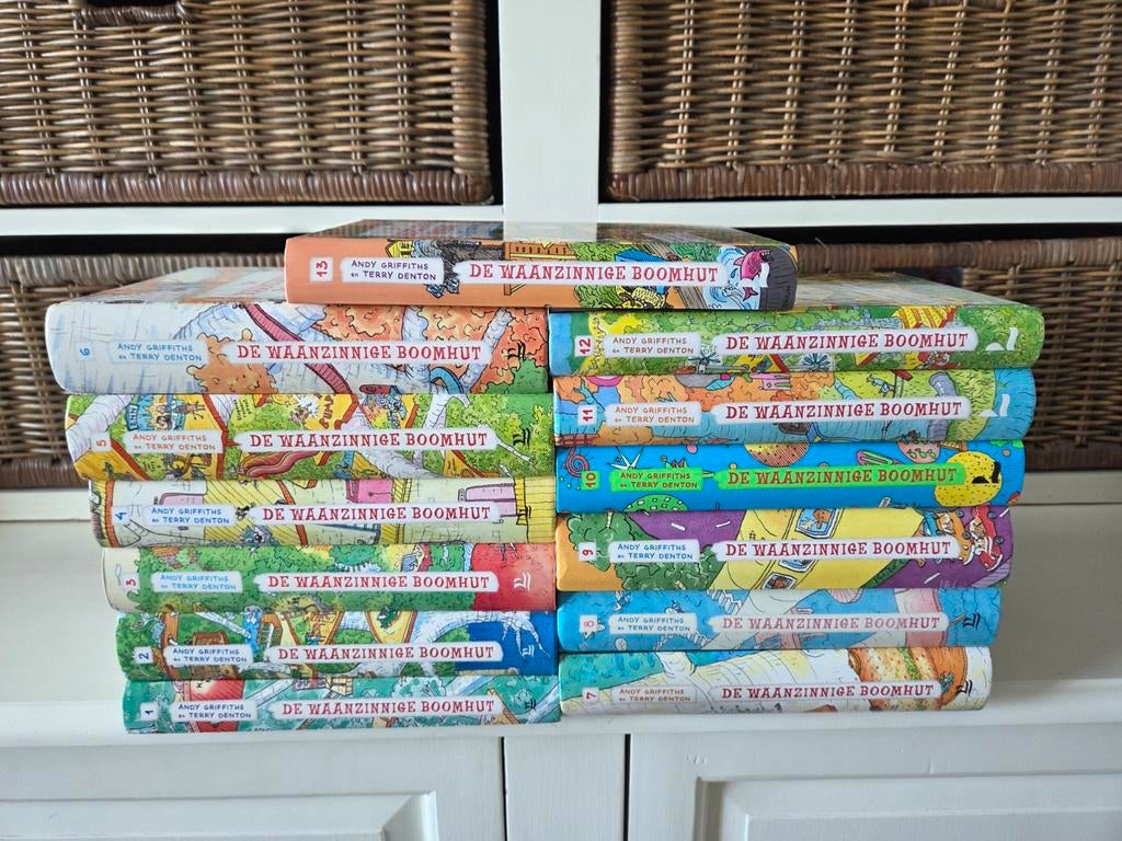 De waanzinnige boomhut ( 13 stuks) Geen losverkoop!!!, Ophalen of Verzenden, Gelezen