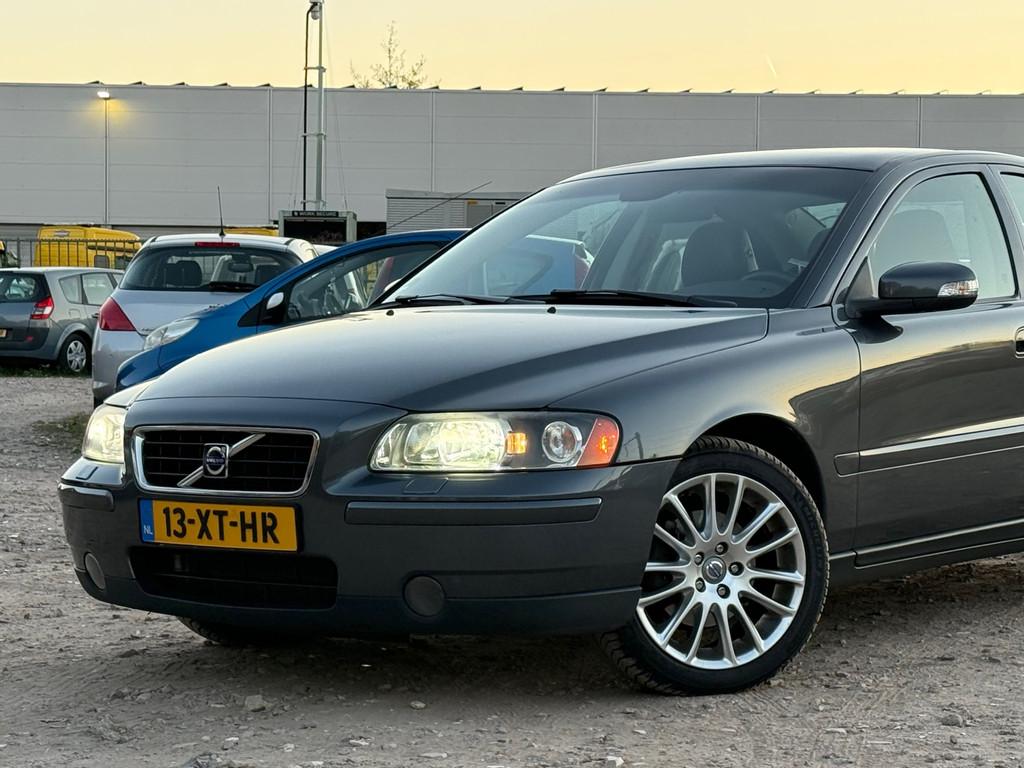 Volvo S60 2.4D Drivers Edition/ AUTOMAAT/ VELGEN, Gebruikt, S60, 163 pk, Bedrijf