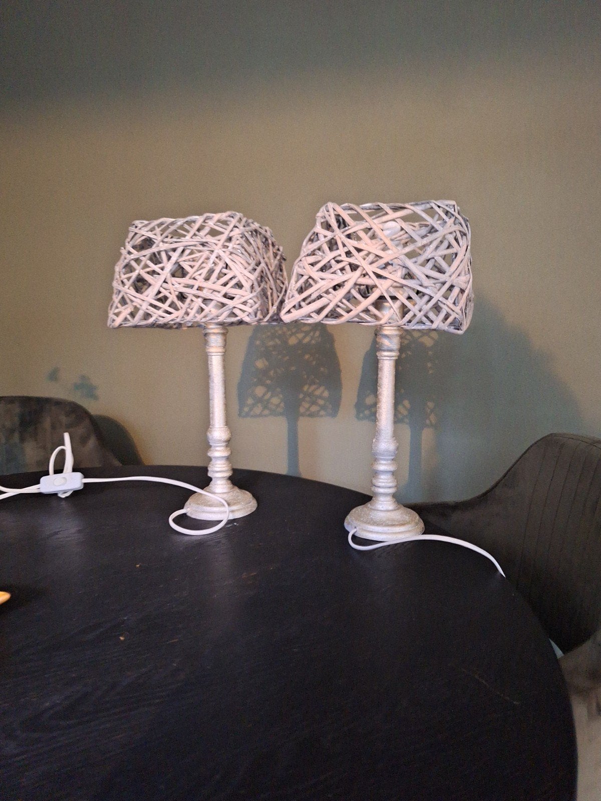 Set van 2 schemerlampen met rotan kappen, Gebruikt, Met schakelaar, Hout, Schemerlamp