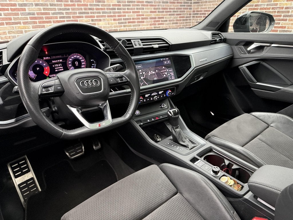 Audi Q3 45 TFSI quattro S Line Panorama | Elekt. verstelbare, Automatische klimaatregeling, Gebruikt, 1984 cc, Zwart