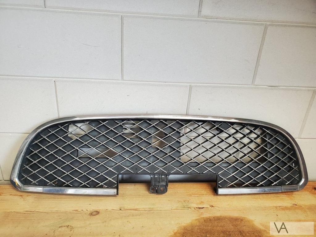 Daihatsu Trevis 2005 - 2010 grille in voorbumper schadevrij, Gebruikt, Daihatsu, -, -