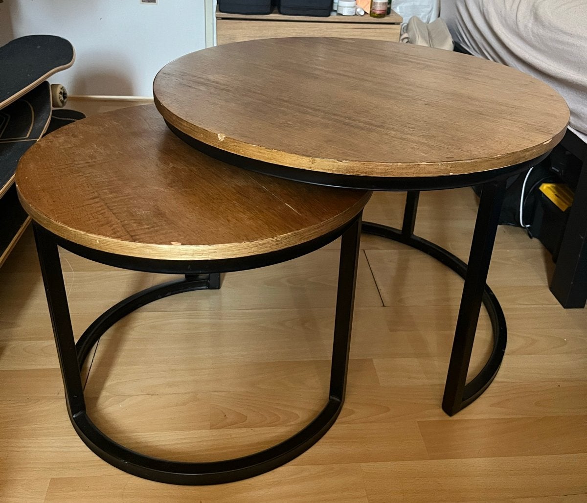 Handige bijzettafels voor studentenkamer, Gebruikt, Rond, 55 tot 75 cm, Hout