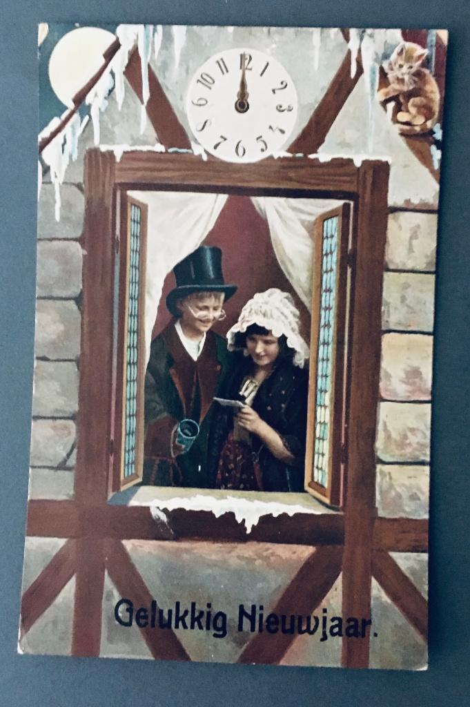 Prentbriefkaart: klok 12 uur Gelukkig Nieuwjaar., Ophalen of Verzenden, Voor 1920, Gelopen, Overige thema's