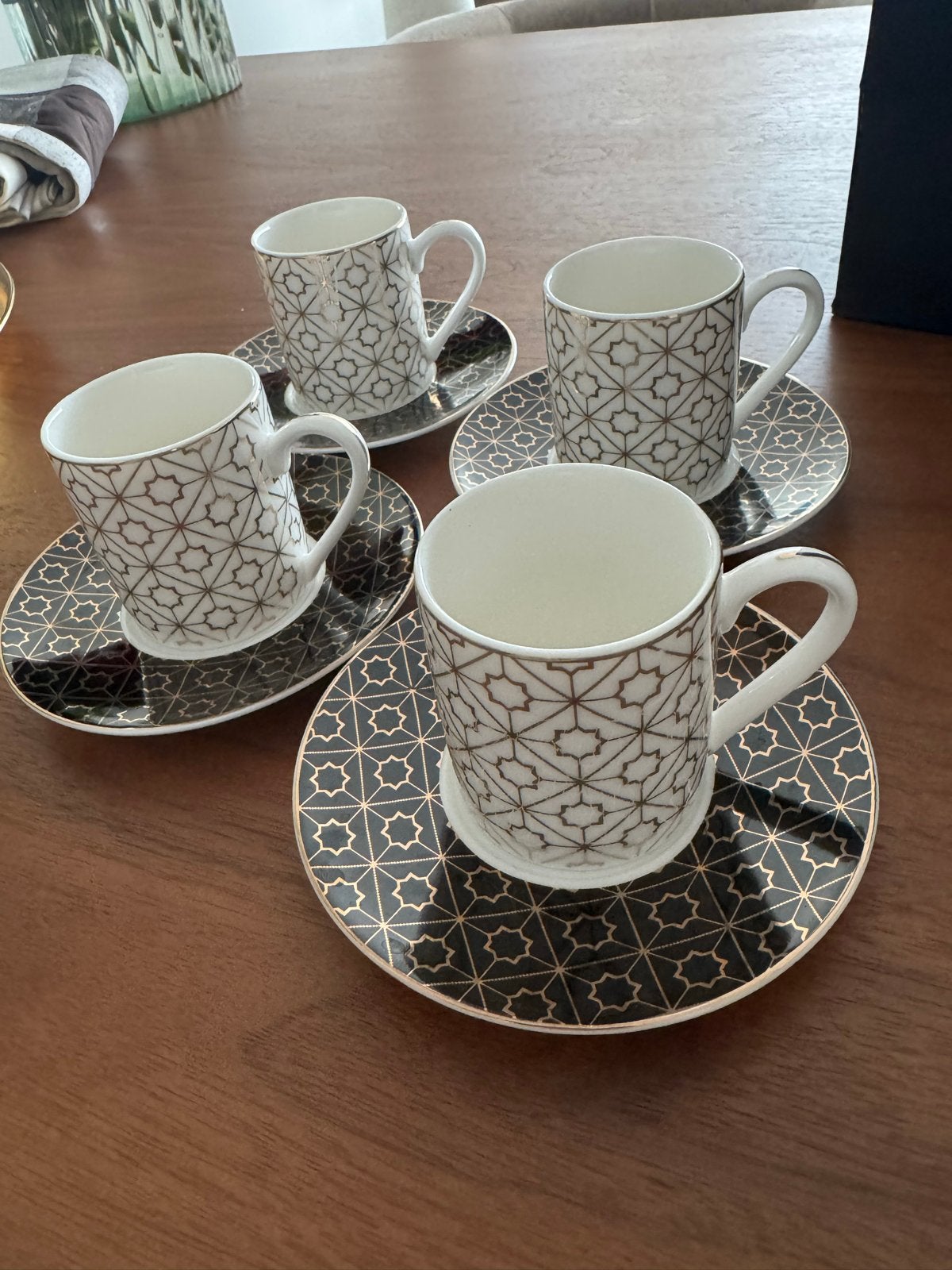 Karaca Turkse Koffiekopjes - Set van 4, Aziatisch, Overige merken, Ophalen of Verzenden, Zo goed als nieuw