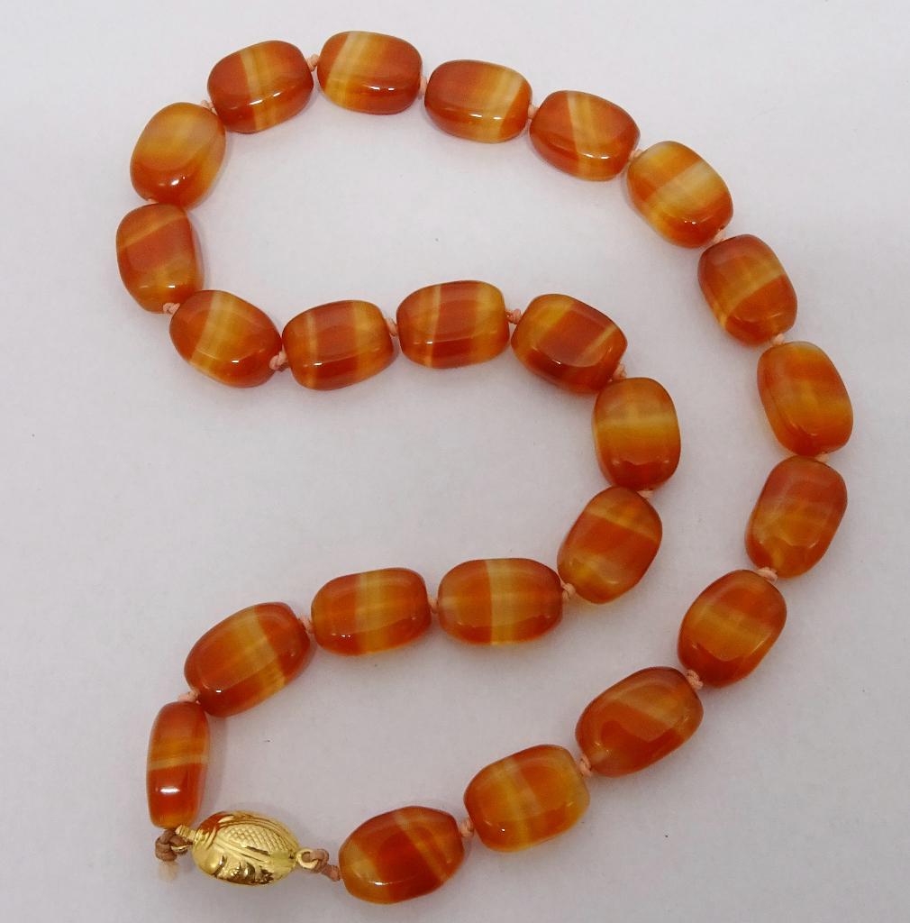 Antieke ketting 45 cm van Streep Agaat met gouden slot, Sieraden, Tassen en Uiterlijk, Antieke sieraden, Ophalen of Verzenden