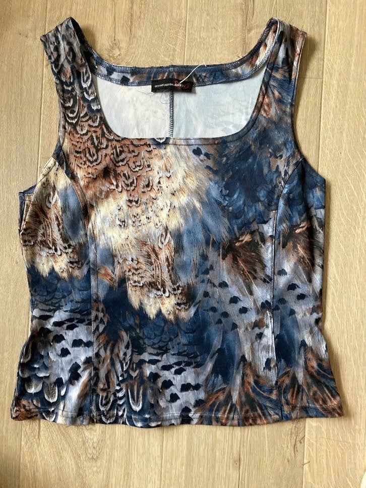 Topje, Kleding | Dames, Ophalen of Verzenden, Zo goed als nieuw, Maat 42/44 (L), Zonder mouw