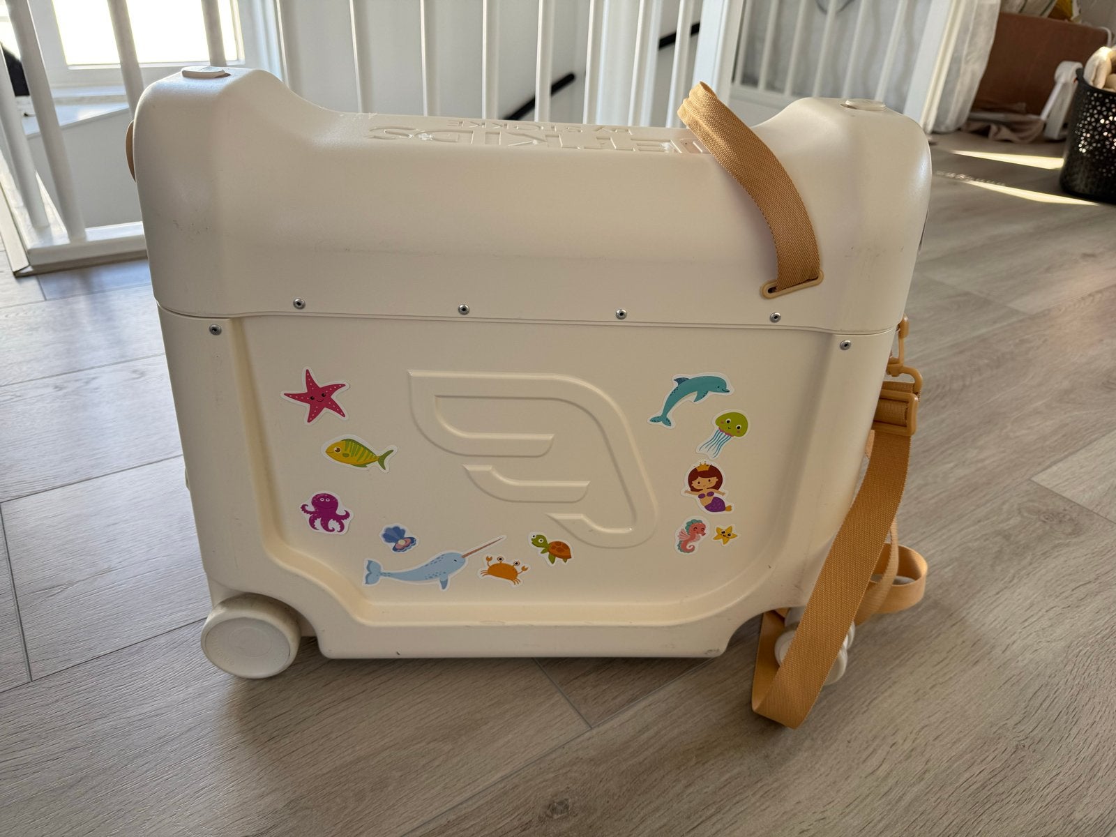 JetKids by Stokke BedBox - Kinderkoffer met Bedfunctie, Ophalen, Zo goed als nieuw