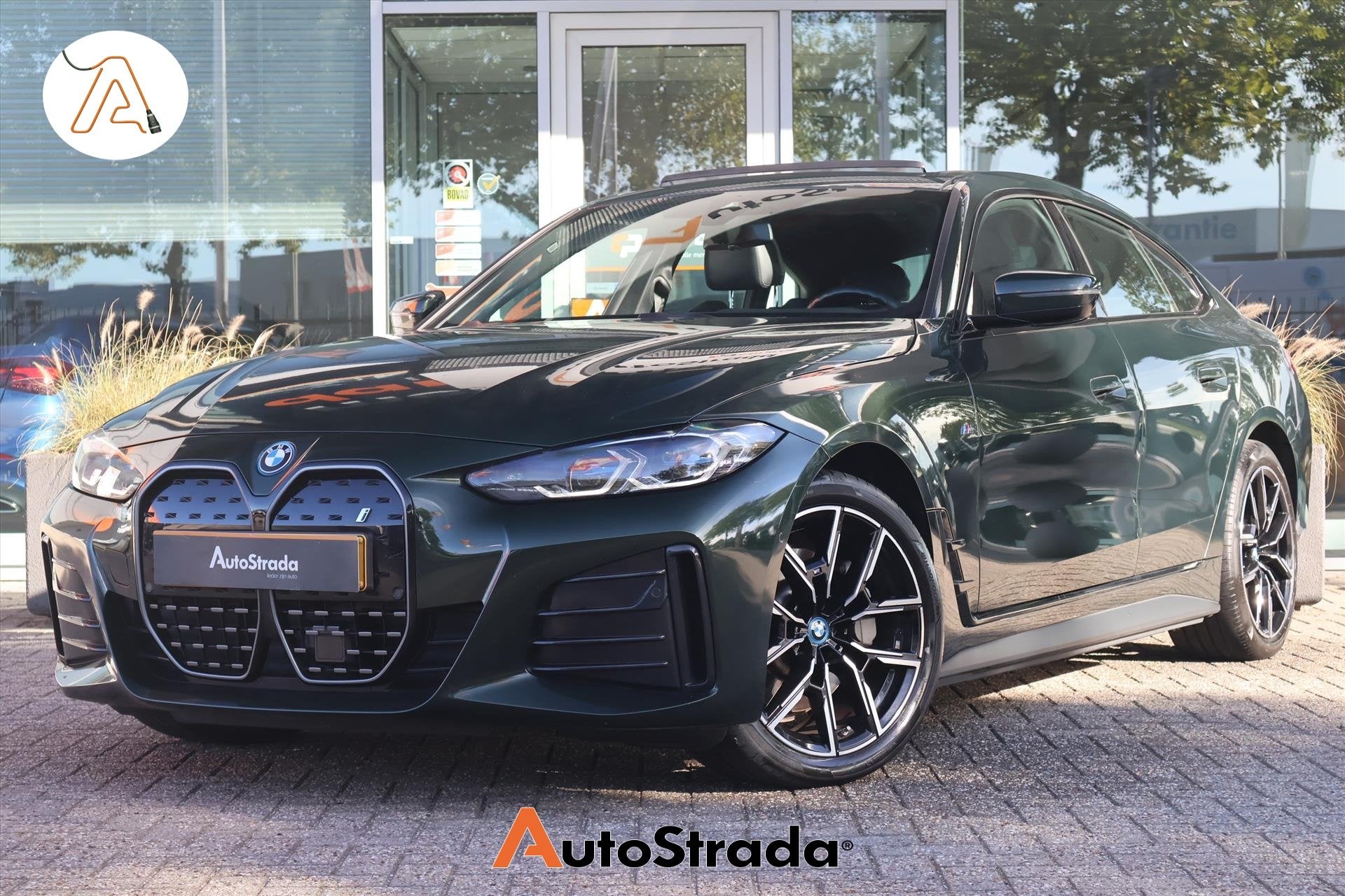BMW I4 (g26) eDrive40 M-Sport 340pk SoH 94% | Pano | Laser |, Auto's, Dealer onderhouden, Gebruikt, Met garantie (alle), 340 pk