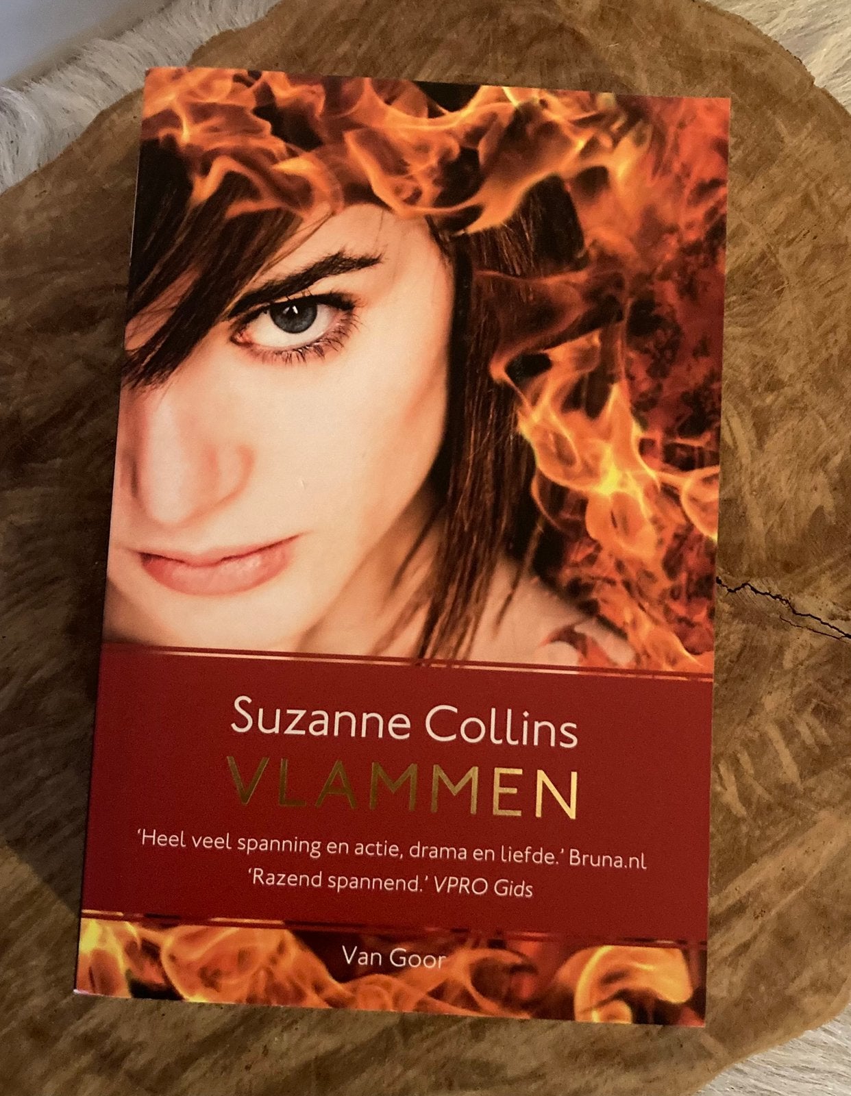 Suzanne Collins • Vlammen, Boeken, Ophalen, Zo goed als nieuw