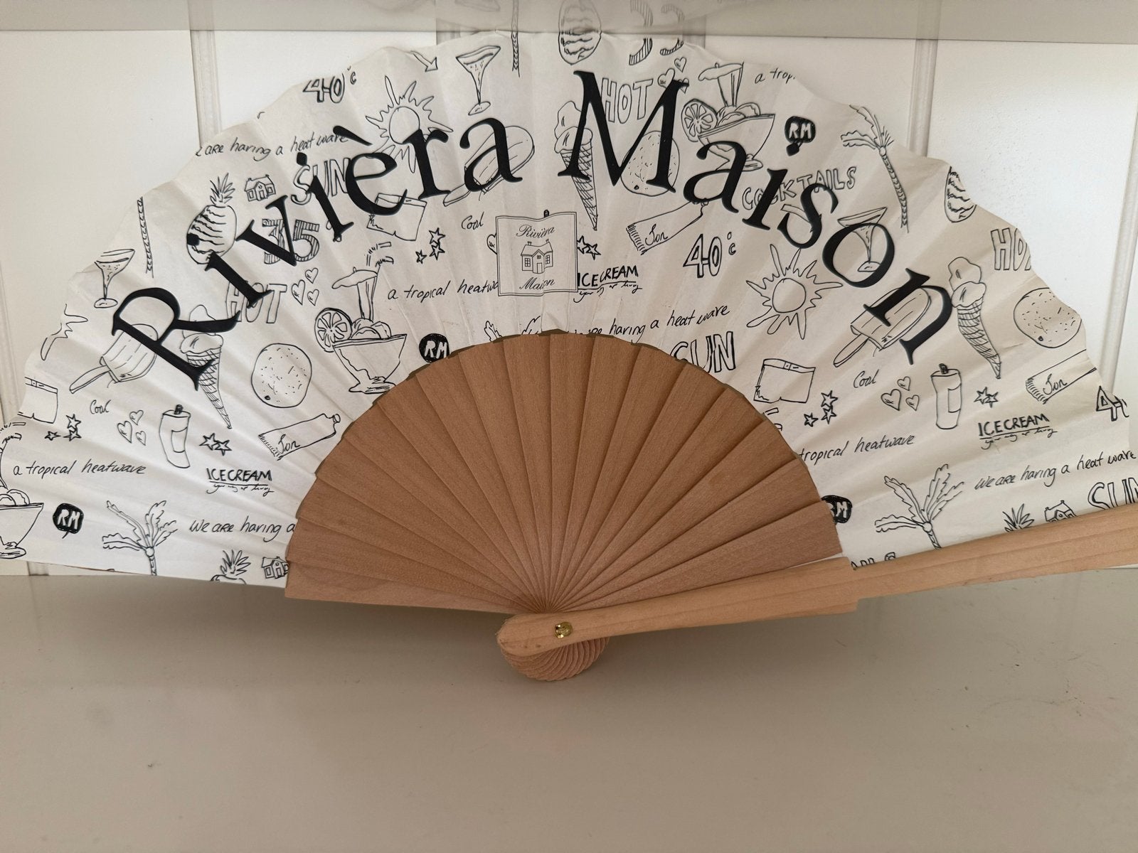 *Z.G.A.N. RIVIERA MAISON WAAIER COLLECTORS ITEM SAMPLE*, Ophalen of Verzenden, Zo goed als nieuw