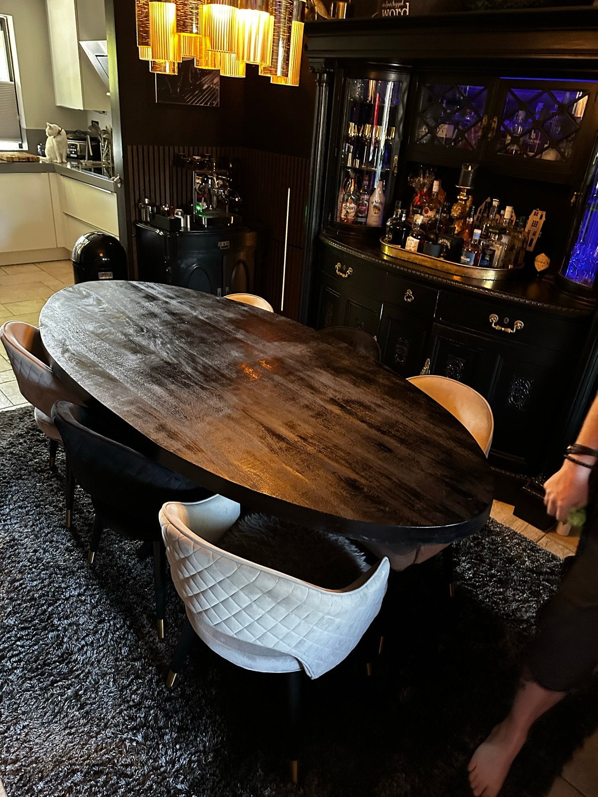 Ovale zwarte eettafel 220x100 met metalen spinpoot., Huis en Inrichting, Tafels | Eettafels, Ophalen, 100 tot 150 cm, Hotel sjiek