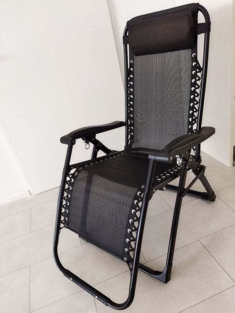 2 x Tuin- relax- balkon- ligstoelen met 2 x zijtafeltje, Ophalen, Zo goed als nieuw, Textileen, Verstelbaar