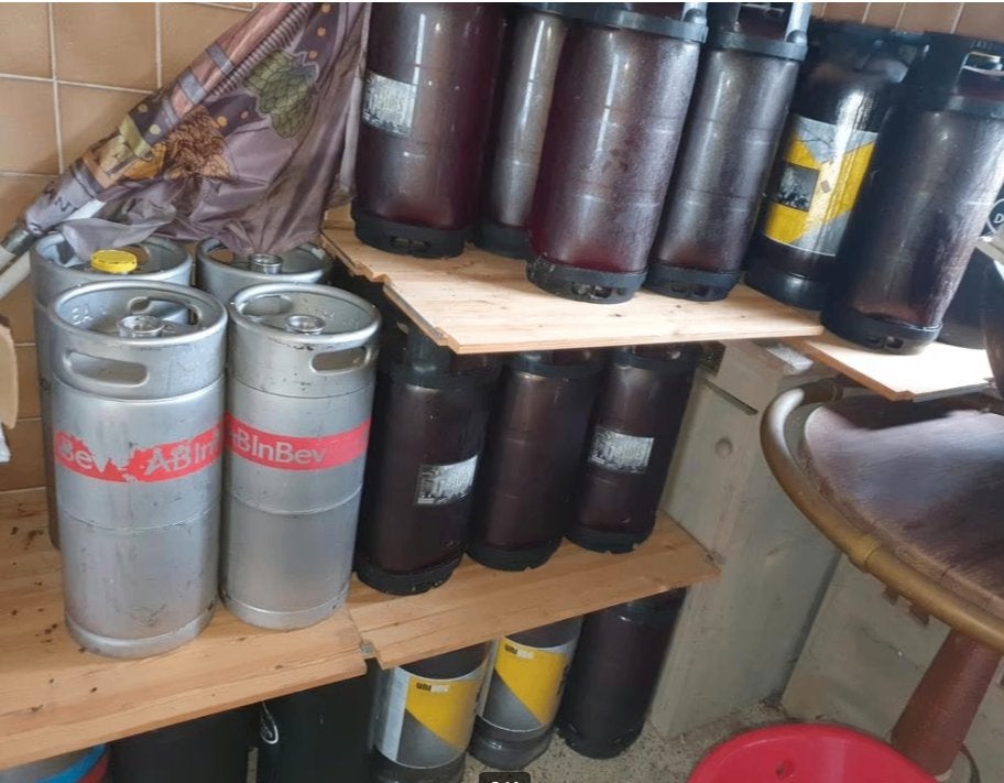 Biervaten rvs / plastic, Verzamelen, Ophalen, Gebruikt, Overige typen, Overige merken
