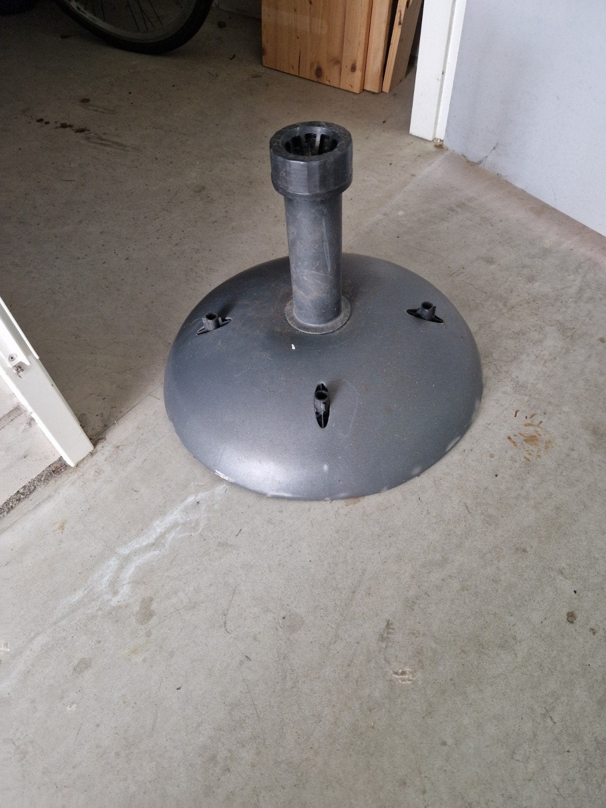 Mooie stevige parasolvoet met beton, Tuin en Terras, Ophalen, Minder dan 1 meter, Parasolvoet