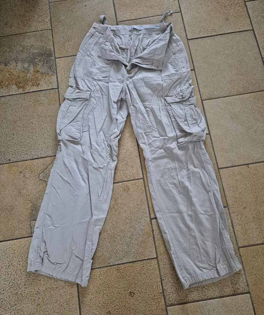 Superleuke cargo broek mt 42, Maat 42/44 (L), Zo goed als nieuw, Lang, Groen