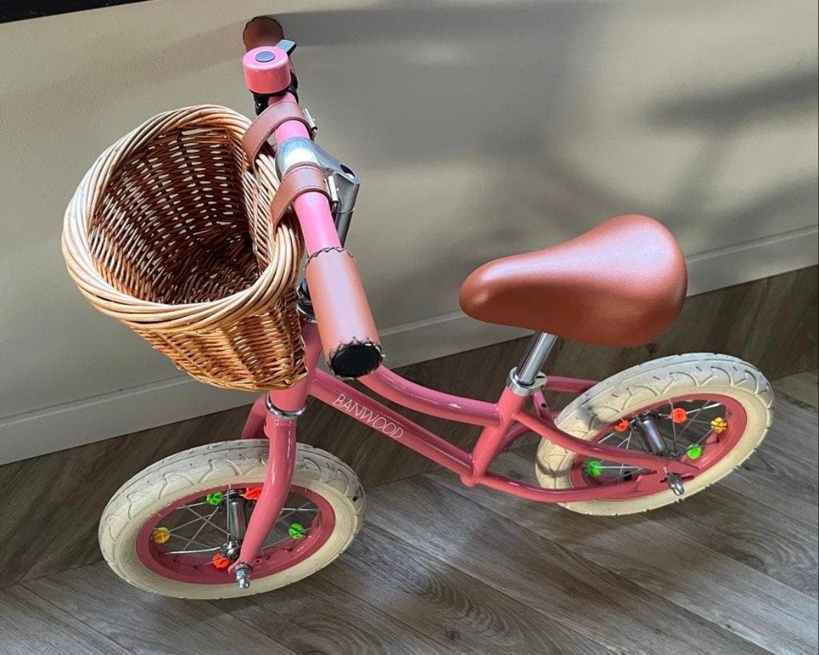 Banwood First Go loopfiets Coral - Zo goed als nieuw, Ophalen, Zo goed als nieuw, Loopfiets